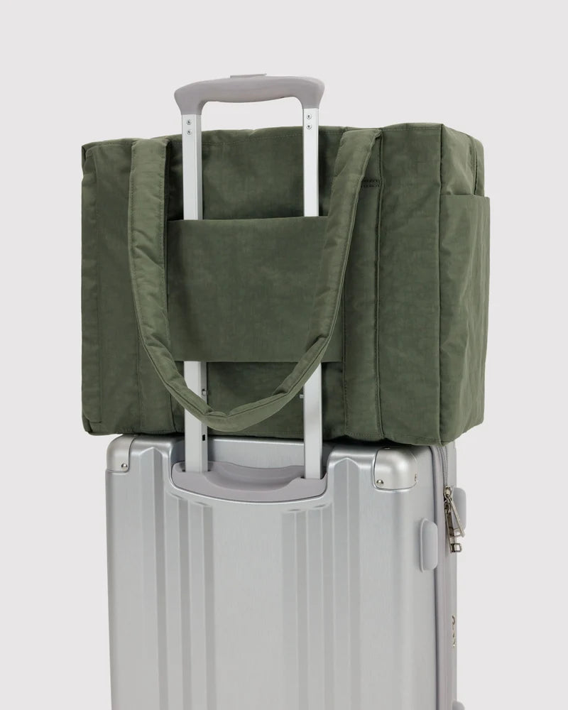 Small Cloud Carry-On